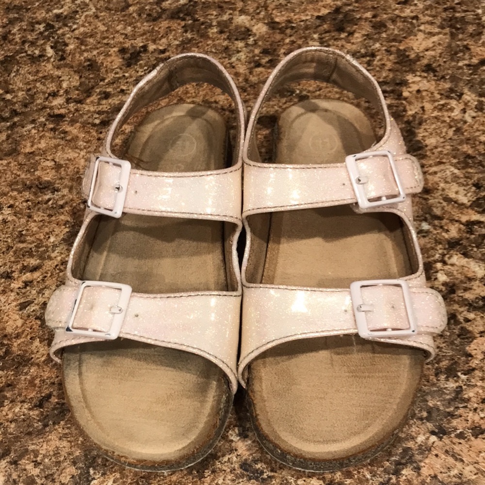 CAT & JACK Girls Reagan Shimmer Footbed Sandals | 11
